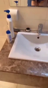 镜子前艹黑丝长腿高跟鞋